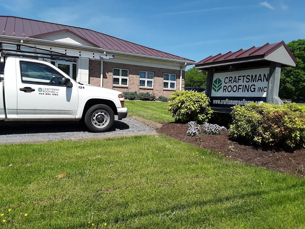 Quality Chimney Repair by experienced craftsmen in Carriagehouse